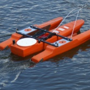 ADCP Boot mit Strömungsflosse im Einsatz